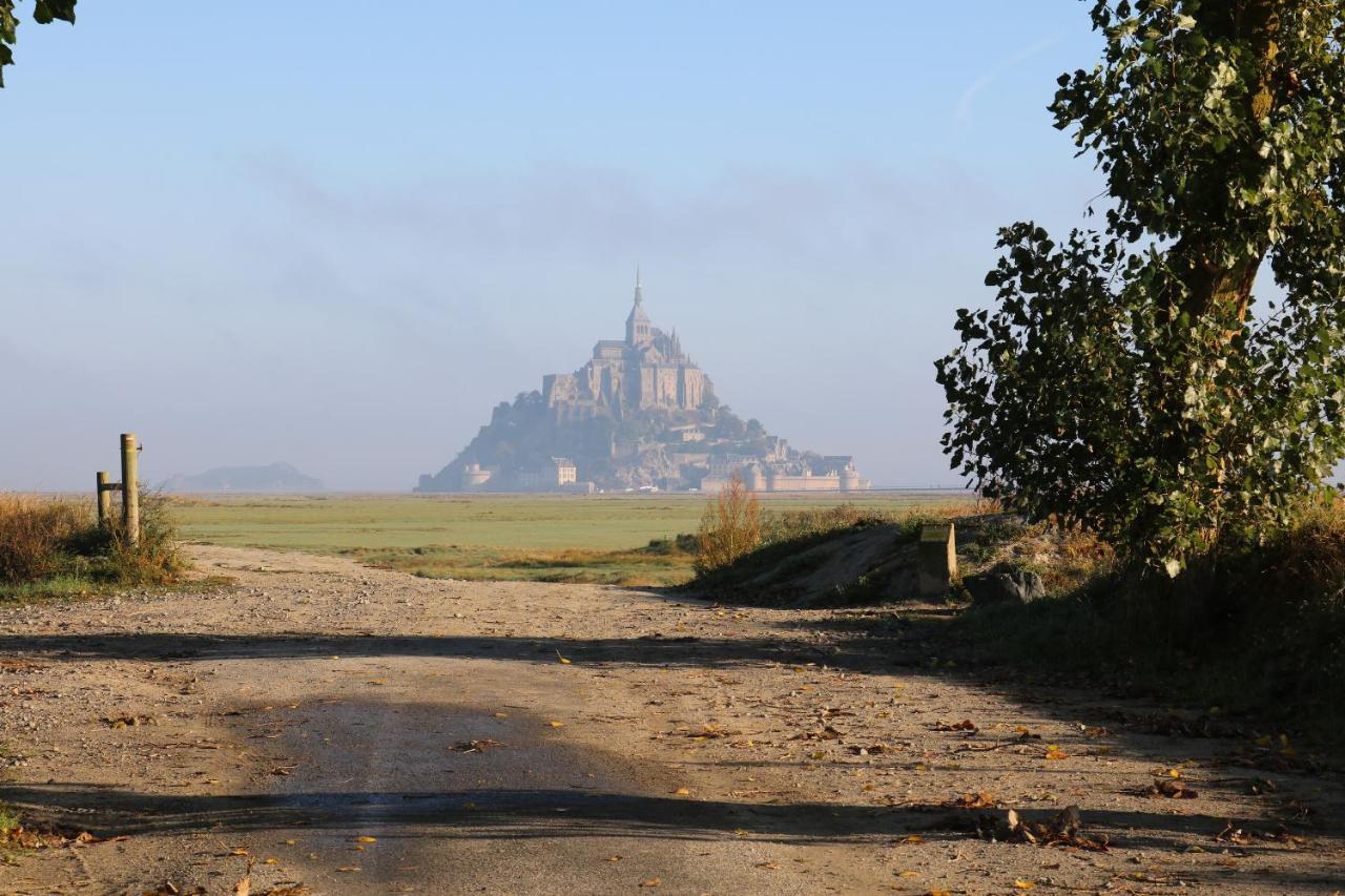 Le Relais Saint Michel Mont-Saint-Michel Exterior foto